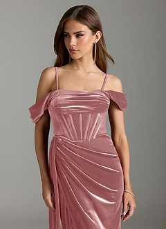 Azazie Amyra Vestidos de damas de honor Vestido de Rosa Polvorienta de terciopelo de Corte Recto Convertible con Vestidos sin tirantes image2