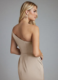 Azazie Adhara Jurken voor bruidsmeisjes Jurk van Stretch Satijn met Kolom One-Shoulder Vorst image7