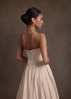 Azazie Alta Vestidos de novia Vestido Rosa Inglesa de Satén Elástico de Línea A con Palabra de honor image18