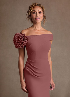 Azazie Gwynne Mère de la mariée Robes Robe Sirène en Crêpe Élastique Épaule décolletée Rose Du Désert image6