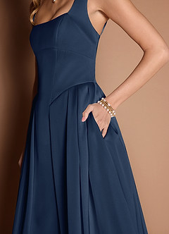 Eirlys Navy Midi Dress image3