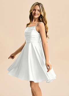 Azazie Miko Junior Robe Trapèze en Satin extensible Plissée Blanc image7
