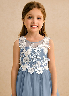 Azazie Mixie vestidos de niña de las flores Vestido de Azul Polvoriento de Encaje de Corte Princesa image7