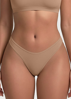 front Tangas de tiro bajo, casi invisibles y muy elásticas (3 fotos)