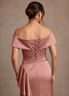Azazie Kirsty vestidos de madre de la novia Vestido de Rosetón de Satén Elástico de Corte Recto con Vestidos sin tirantes image7