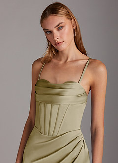 Azazie Brookelle Abiti da Damigella Abito Tubino in Raso Elasticizzato con Scollo a Cuore e Corsetto Verde Muschio image7