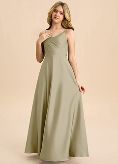 Azazie Bug Junior Vestido de Musgo Verde de Satén Elástico de Corte en A con Plisado image3