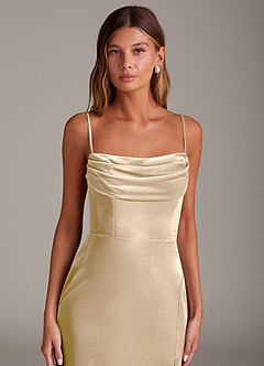 Azazie Saige Robes de demoiselle d'honneur Robe Fourreau Convertible en velours Épaule décolletée Champagne image2