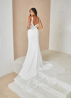 Azazie Ady Vestidos de novia Vestido de Diamante Blanco de Crepé elástico de Corte Sirena con Lentejuela image2
