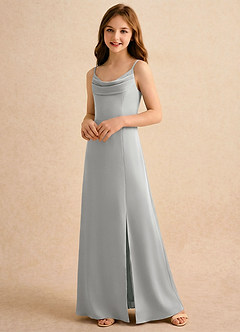 Azazie Shira Girls Formal Robe Demoiselle D'honneur Fillette Robe Trapèze en Satin extensible Plissée Argent image3