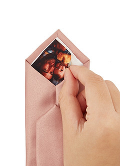 front Toppa personalizzata per cravatta attillata