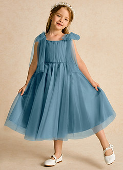 Azazie Dori Robe Demoiselle D'honneur Fillette Robe Trapèze en Tulle Rayé Bermude image4