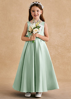 Azazie Honey Bear Blumenmädchenkleider A-Linie Plissee Matte Satin Kleid Agave image3