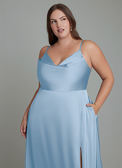 Azazie Sarella Robes de demoiselle d'honneur Robe Trapèze en Satin extensible Plissé Poudre Bleue image8