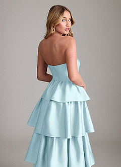 Azazie Faye Robes de demoiselle d'honneur Robe Trapèze en Satin extensible Drapé Bleu Nuage image6