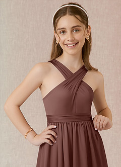 Azazie Jiya Junior Vestido de Expresado de Satén Elástico de Corte En A con Plisado image4
