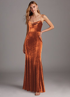 Azazie Solange Vestidos de damas de honor Vestido de Naranja Quemada de terciopelo de Corte Recto con Plisado image1