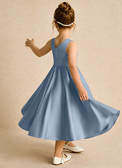 Azazie Hermia Robe Demoiselle D'honneur Fillette Robe Trapèze en Mat Satiné Sans manches Bleu Poussiéreux image5
