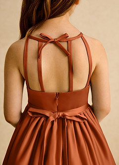 Azazie Indi Robe Demoiselle D'honneur Fillette Robe Trapèze en Mat Satiné Arc Orange Brûlée image8