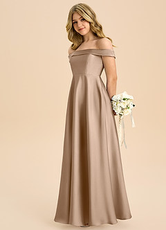 Azazie Sissy Junior Abito A-Line in Raso Elasticizzato a Spalla Scoperta Taupe image6