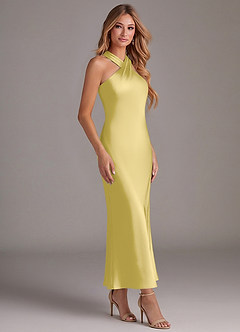 Azazie Doretta Robes de demoiselle d'honneur Robe Sirène en Satin extensible Plissée Canari image3