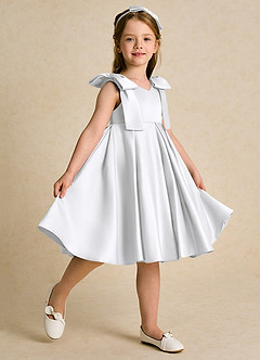 Azazie Guppie vestidos de niña de las flores Vestido de Blanco de Satin Mate de Princesa con Plisado image5