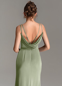 Azazie Egypt Robes de demoiselle d'honneur Robe Sirène en Satin extensible Décolleté en cœur Pistache image2