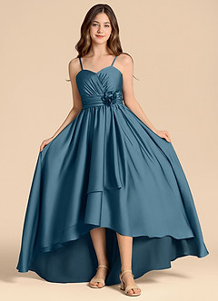 Azazie Catalina Junior Vestido de Bermudas de Satén Elástico de Corte en A con Escote de Corazón image4