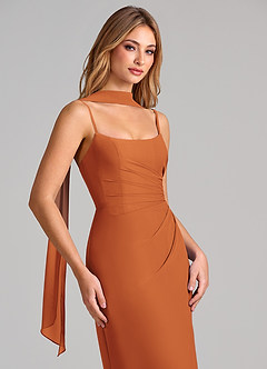 Azazie Calandra 신부 들러리 드레스 쉬스 주름진 쉬폰 바닥 길이 드레스 image6