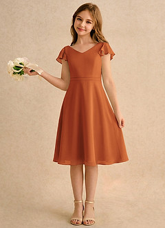 Azazie Narin Girls Formal Robe Demoiselle D'honneur Fillette Robe Trapèze en Mousseline de soie avec manches Cannelle image1