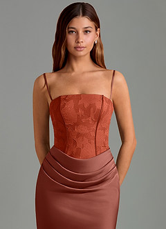 Azazie Emilia Abiti da Damigella Abito Sirena in Raso Elasticizzato Senza Cinturino Auburn image6