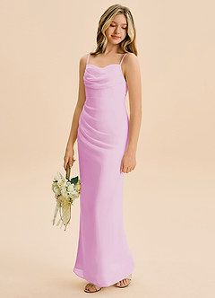 Azazie Mai Junior Vestido de Rosa Caramelo de Gasa de Corte Recto con Plisado image1