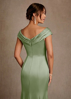 Azazie Aberdeen Mère de la mariée Robes Robe Fourreau en Satin extensible Plissée Vert Sauge image5