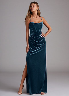 Azazie Mai Vestidos de damas de honor Vestido de Topacio Azul de terciopelo de Corte Recto con Escote de Corazón image4