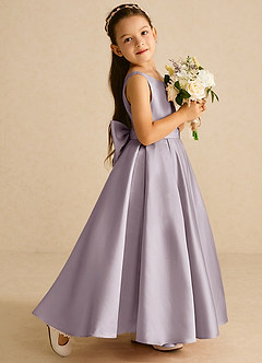 Azazie Pipsy Blumenmädchenkleider A-Linie Schleifen Matte Satin Kleid Dämmerung image3