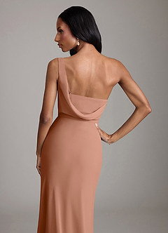 Azazie Madelyn Robes de demoiselle d'honneur Robe Sirène Convertible en Mousseline de soie Asymétrique Bronze image8
