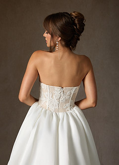 Azazie Mirabeth Vestidos de novia Vestido de Blanco Diamante Champán de Encaje de Corte Princesa con Sin tirantes image7