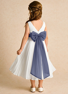Azazie Margot Abiti da Ragazza di Fiori Abito A-Line in Chiffon Plissettato Avorio Storm Blu image5