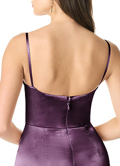 Azazie Liv Vestidos de damas de honor Vestido de Ciruela de Satén Metálico de Corte Recto Convertible con Vestidos sin tirantes image9