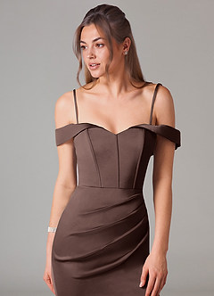 Azazie Everly Robes de demoiselle d'honneur Robe Sirène Convertible en Satin extensible Épaule décolletée Ganache image2