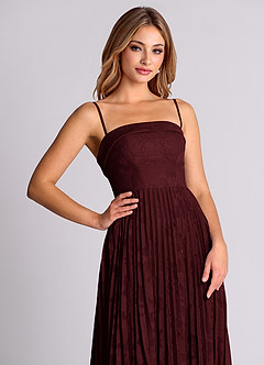 Azazie Mariana Robes de demoiselle d'honneur Robe Trapèze Convertible en Blumen-Burnout Sans bretelles Cabernet image2