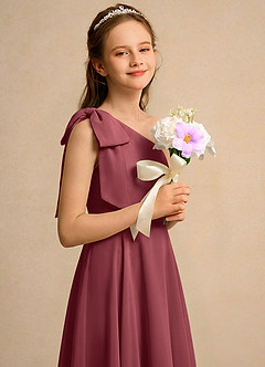 Azazie Guppy Girls Formal Jurken voor bloemenmeisjes A-Lijn Jurk van Chiffon One-Shoulder Merlot image4