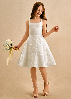Azazie Peppy Girls Formal Blumenmädchenkleider A-Linie Schleifen Blumen-Jacquard Kleid Französisches Weiß image1