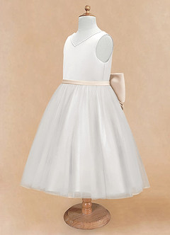 Azazie Seline Robe Demoiselle D'honneur Fillette Robe Trapèze en Tulle Arc Ivoire Albâtre Blanc image8