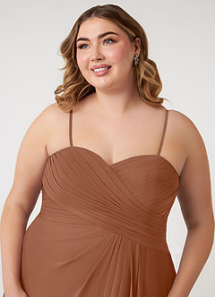 Azazie Arabella Allure Vestidos de damas de honor Vestido de Bronceador de Gasa de Corte en A Convertible con Escote de Corazón image18