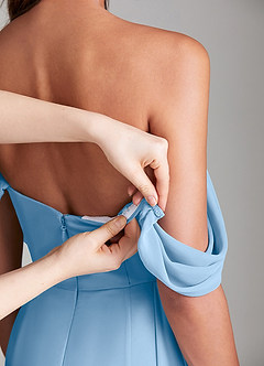 Azazie Amyra Abiti da Damigella Abito Convertibile Tubino in Chiffon a Spalla Scoperta Azzurro Polvere image8