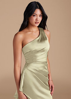 Azazie Latrice Vestidos de damas de honor Vestido de Musgo Verde de Satén Metálico de Corte Recto con Hombro unilateral image3
