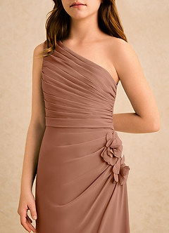 Azazie Sophie Girls Formal Robe Demoiselle D'honneur Fillette Robe Fourreau en Mousseline de soie Une épaule Bronze image6