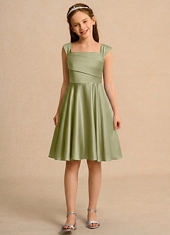 Azazie Budle Robe Demoiselle D'honneur Fillette Robe Trapèze en Mat Satiné Plissée Vert Mousse image4