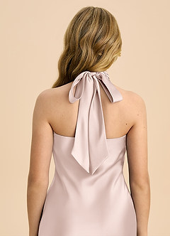 Azazie Chickie Junior 쉬스 주름진 스트레치 새틴 플로어 길이 주니어 신부 들러리 드레스 image6